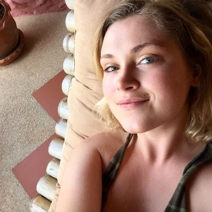 Австралийская актриса Элайза Тейлор горячие интим фото