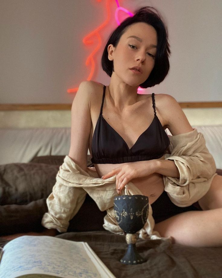 Российская певица Тутси Маша Вебер горячие интим фото