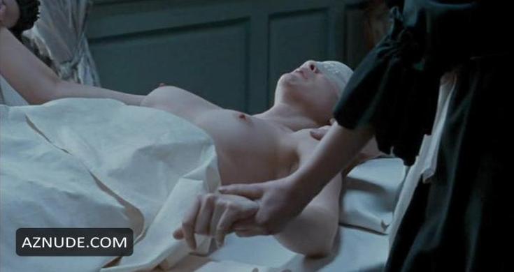 Слив фото американская актриса Вера Фармига википедия горячие интим фото