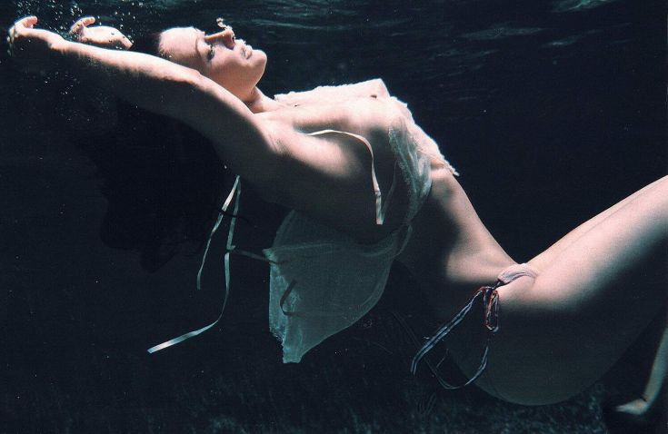 Слив фото американская актриса Шеннен Доэрти википедия горячие интим фото