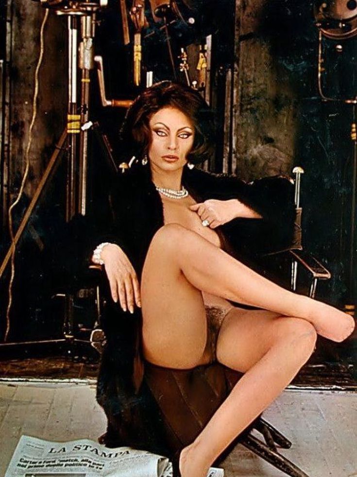 Слив фото итальянская актриса Софи Лорен википедия горячие интим фото