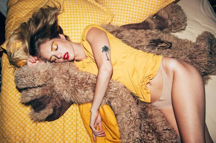 Слив фото австралийская актриса Самара Уивинг википедия горячие интим фото