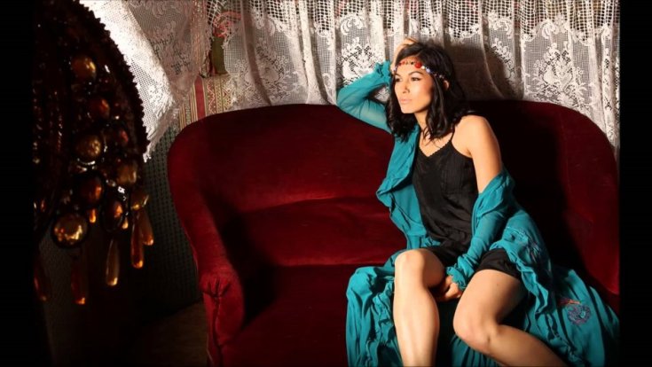Слив фото Элоди Юнг французская актриса википедия горячие интим фото