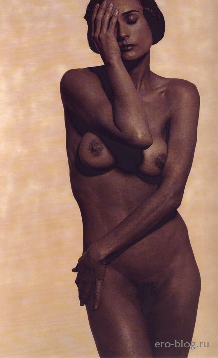 Интимные фото: Абсолютно голая Деми Мур (и это не фейки, клянусь, в натури)