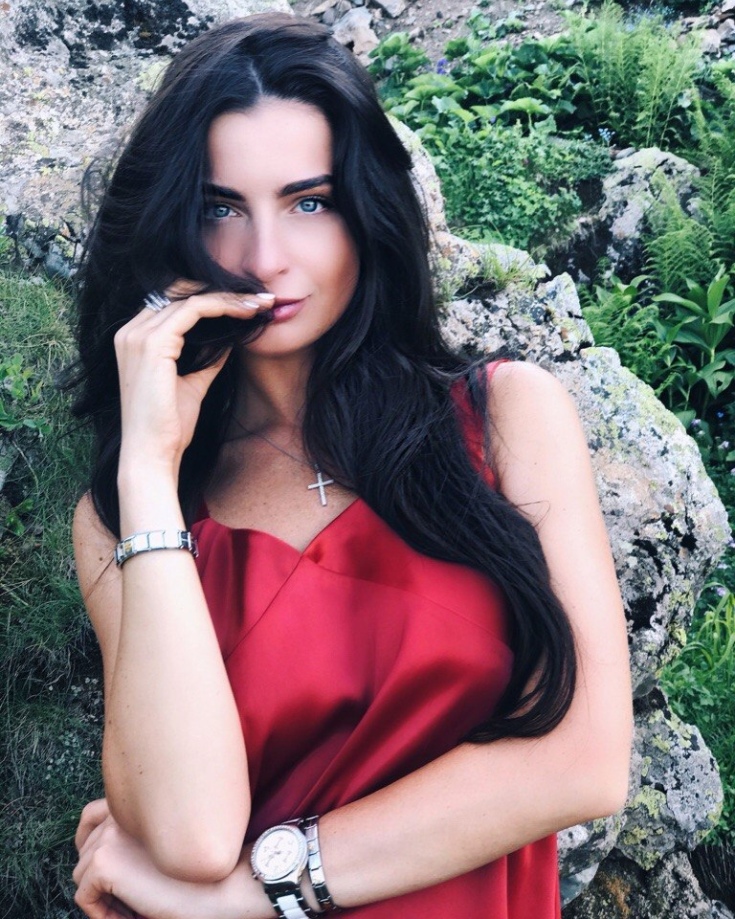 Российская актриса Яна Аносова горячие интим фото