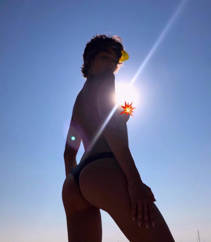 Слив фото испанская актриса Урсула Корберо википедия горячие интим фото