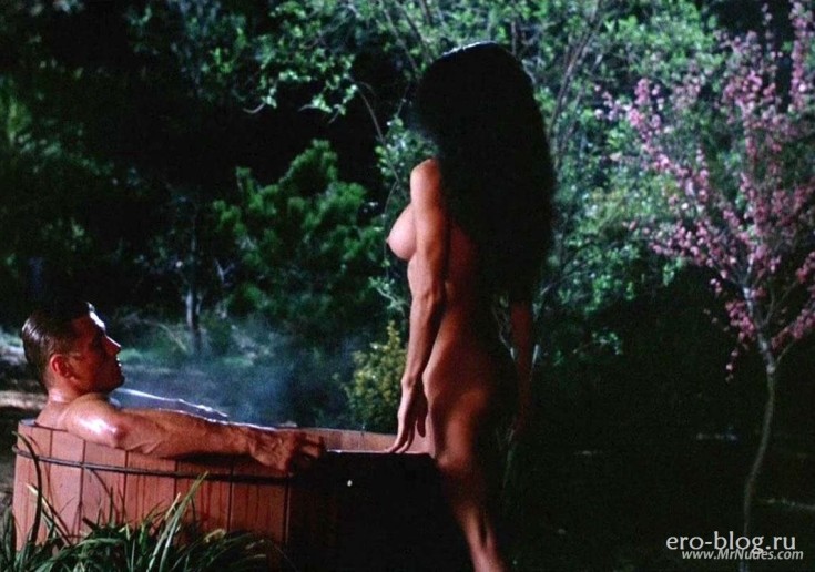 Слив фото американская актриса Тиа Каррере википедия горячие интим фото
