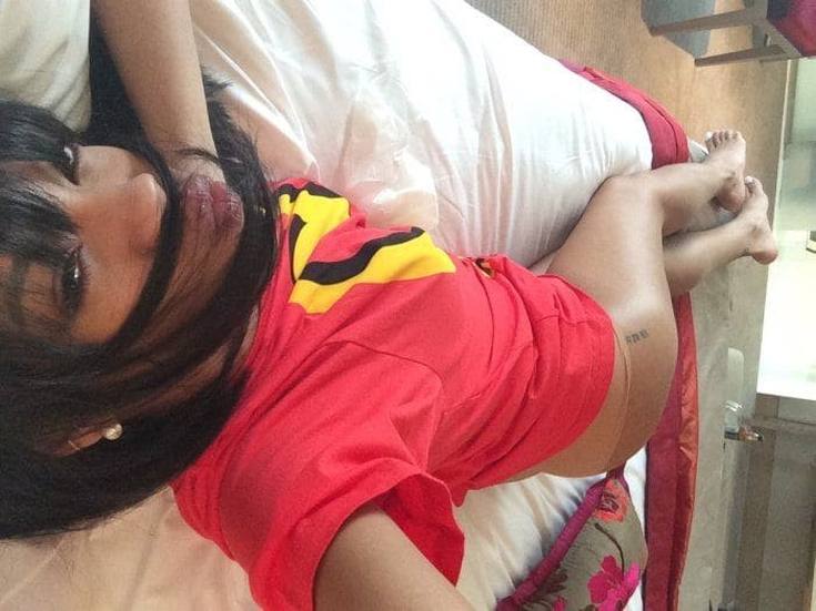 Американская певица слив фото Рианна википедия горячие интим фото